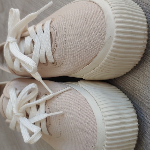 Everlane 100% Organic Canvas Cotton Platform Sneakers US women's 5 EUC - Picture 10 of 12